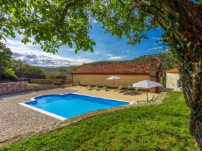 Holiday Home Lukata by Interhome